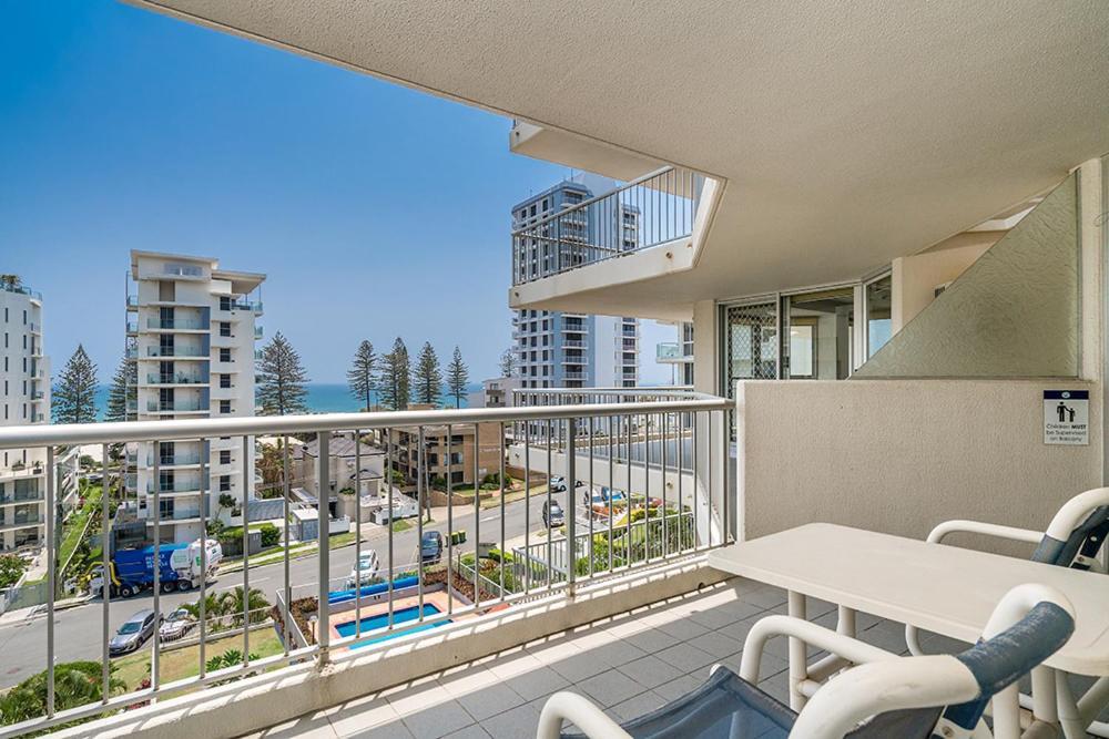Rainbow Bay Resort Holiday Apartments 골드코스트 외부 사진