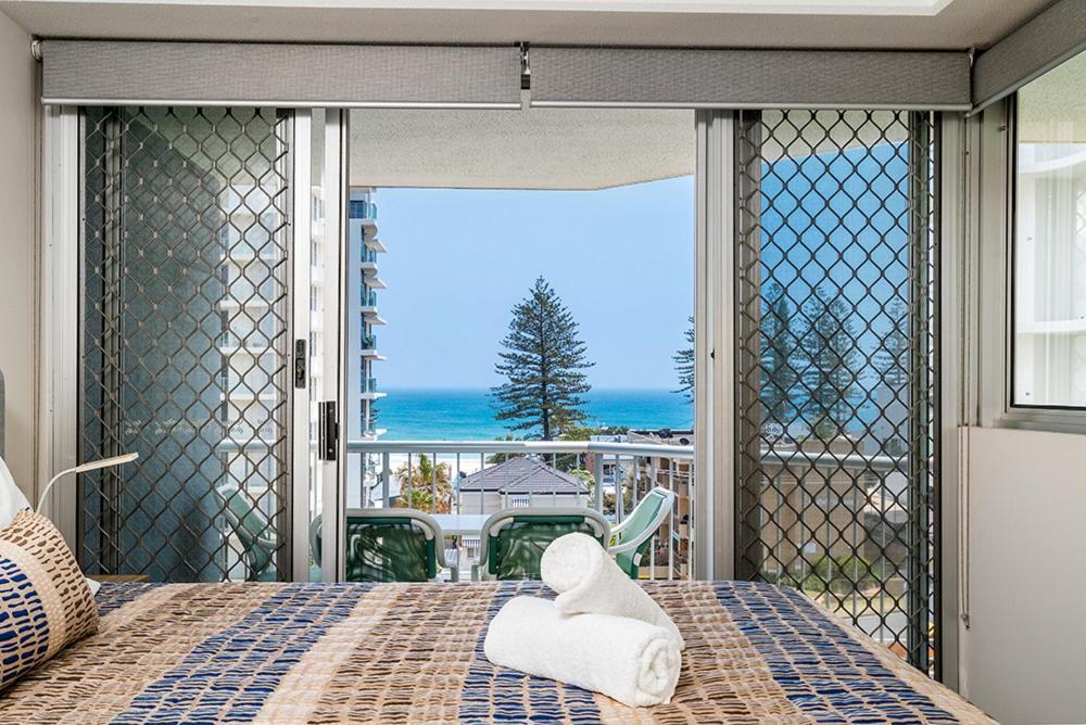 Rainbow Bay Resort Holiday Apartments 골드코스트 외부 사진
