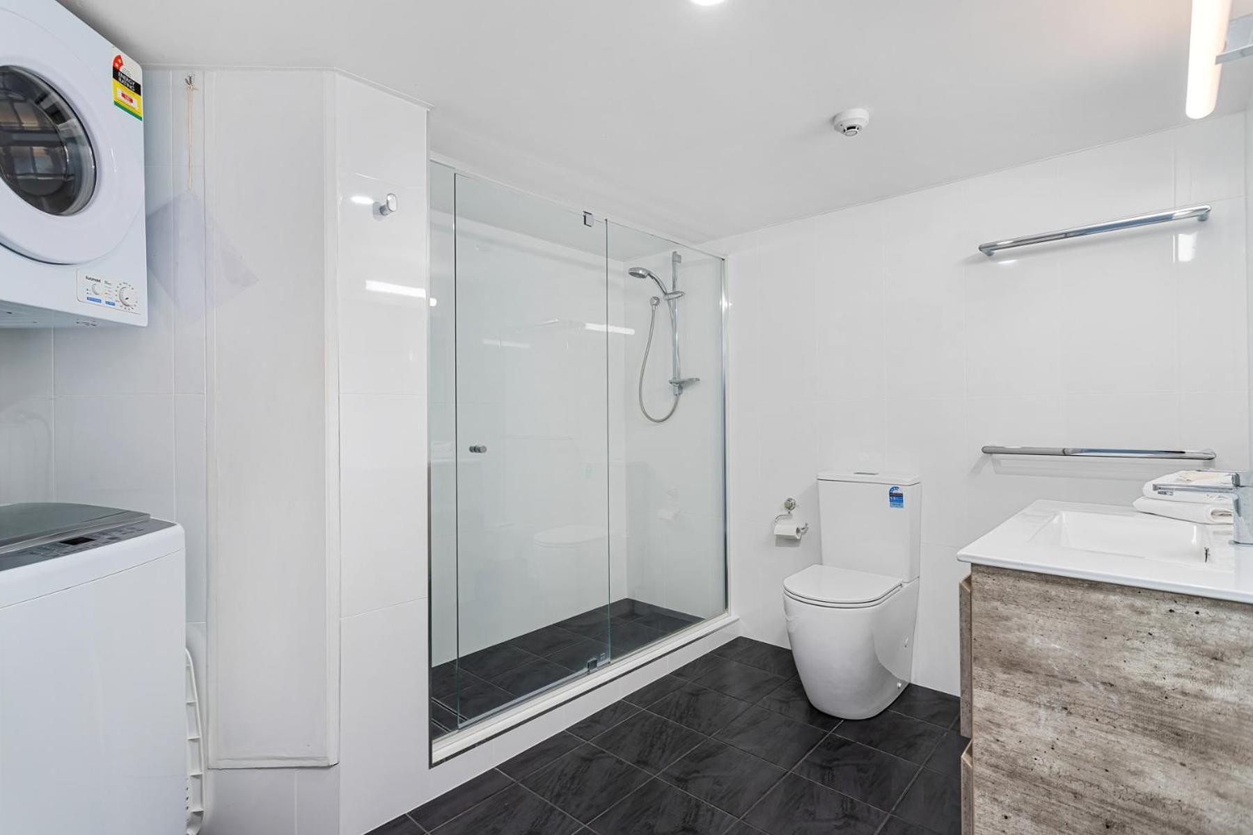 Rainbow Bay Resort Holiday Apartments 골드코스트 외부 사진