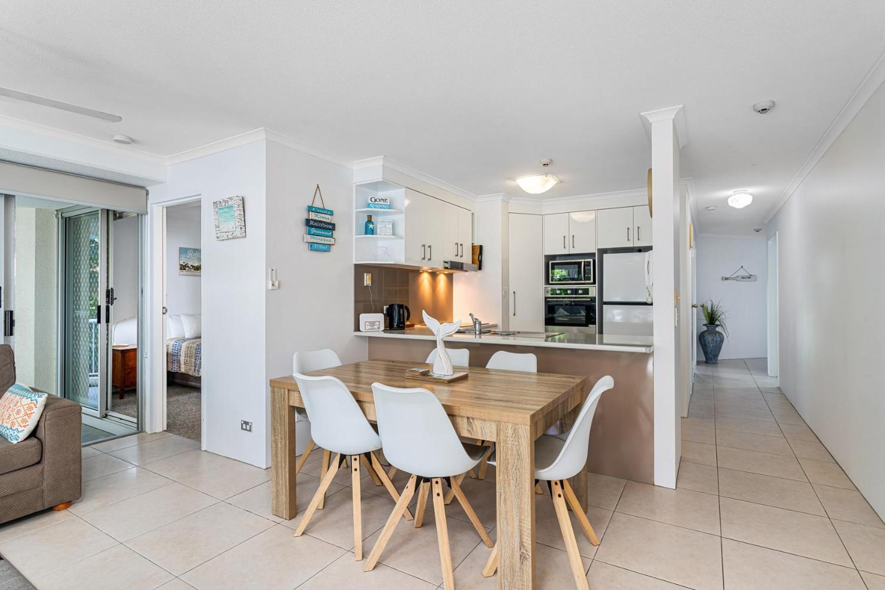 Rainbow Bay Resort Holiday Apartments 골드코스트 외부 사진