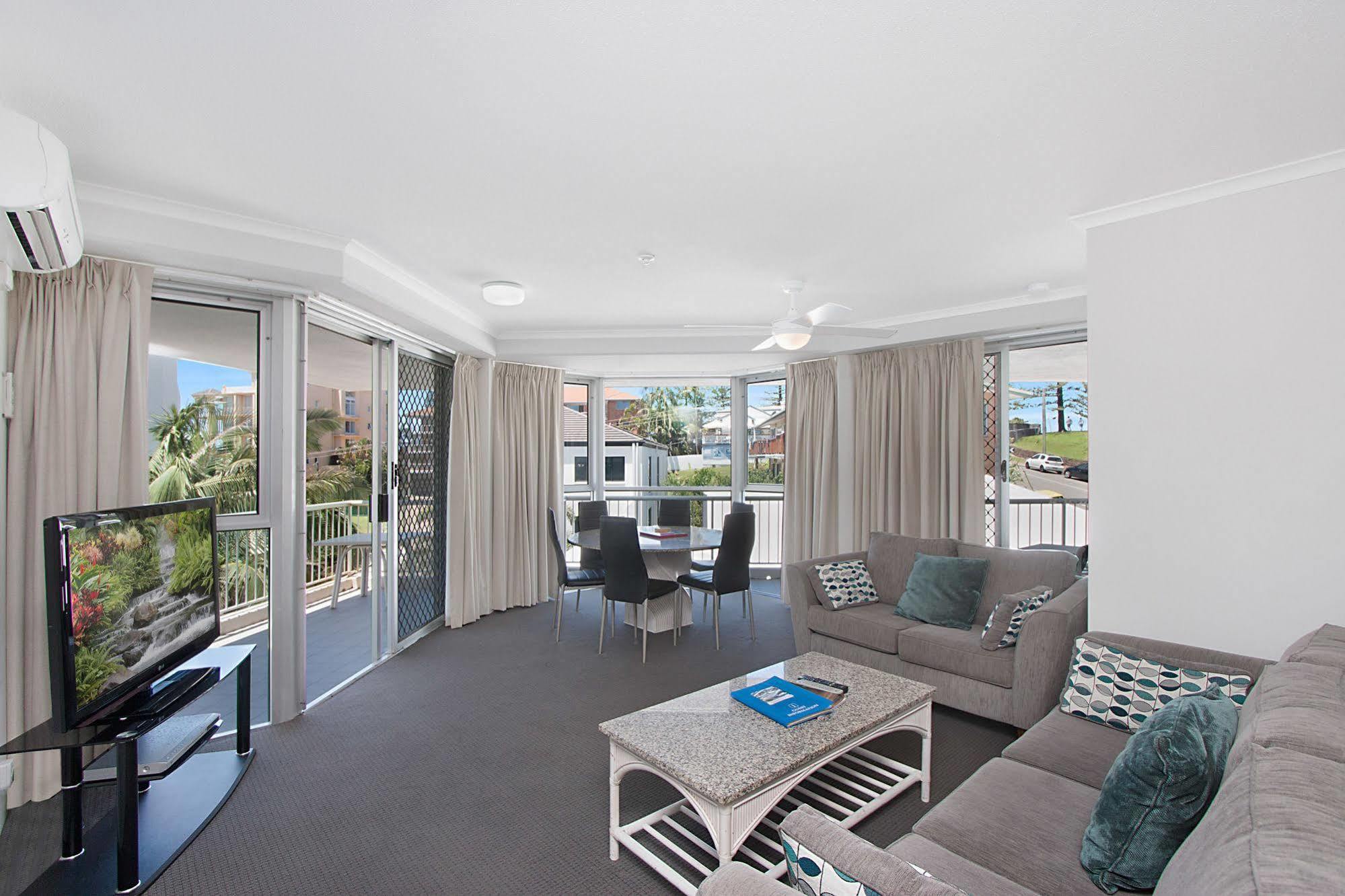 Rainbow Bay Resort Holiday Apartments 골드코스트 외부 사진