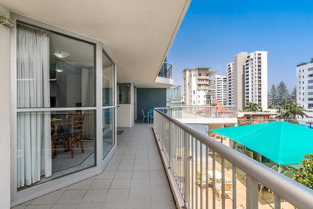 Rainbow Bay Resort Holiday Apartments 골드코스트 외부 사진